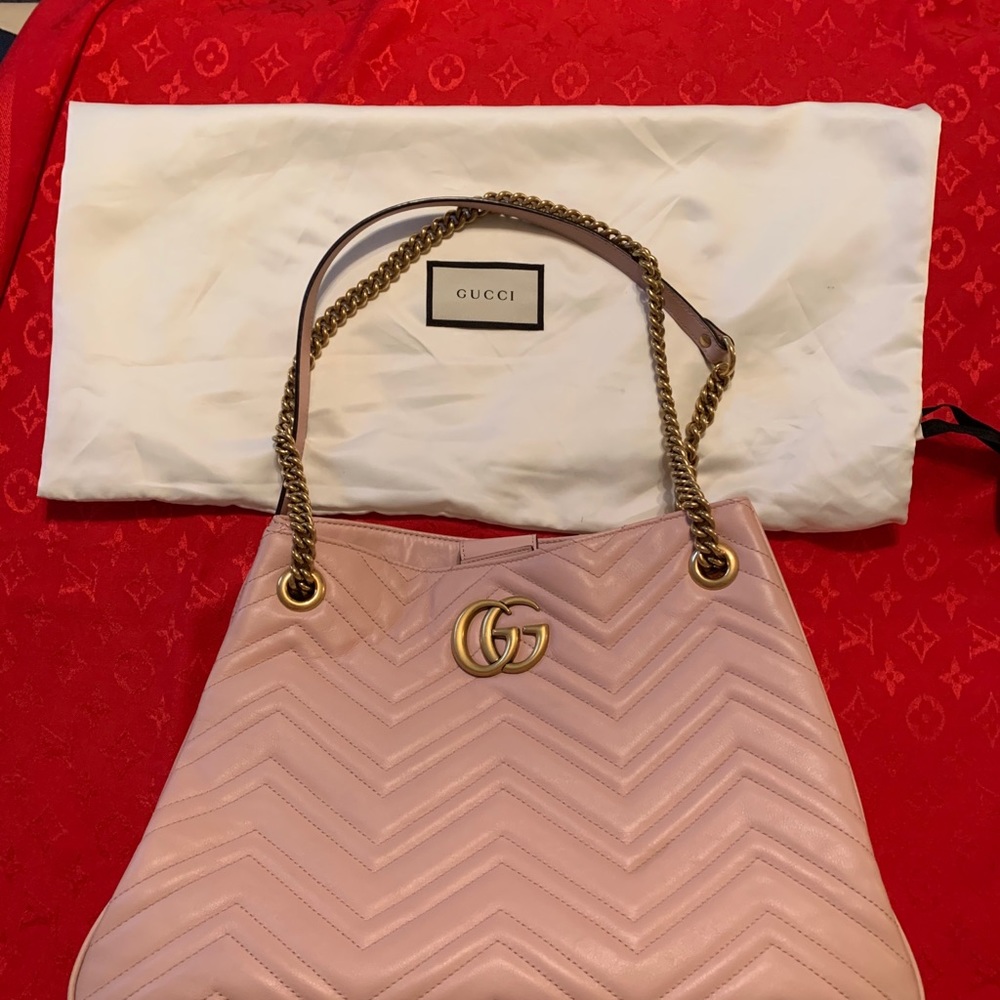 ❌SOLD❌ Gucci Marmont chevron Bag